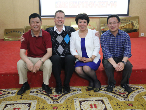 �T���L��